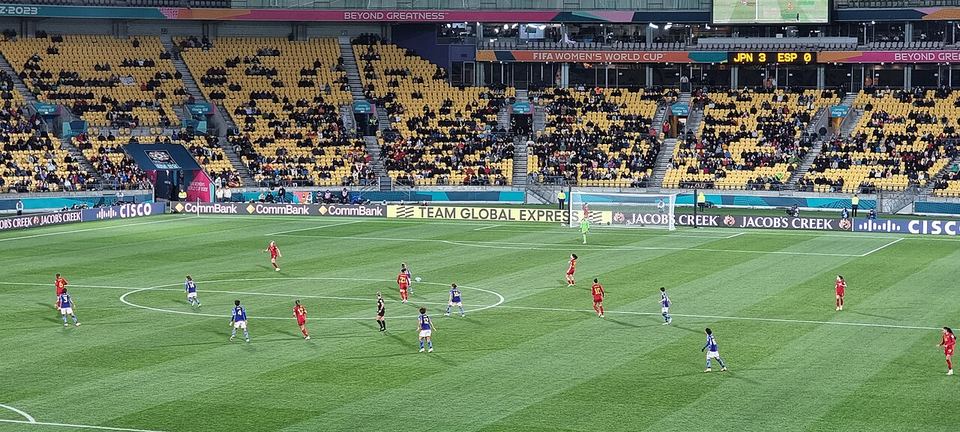 Leihuo Esports-雷火电竞 · 冠军时刻